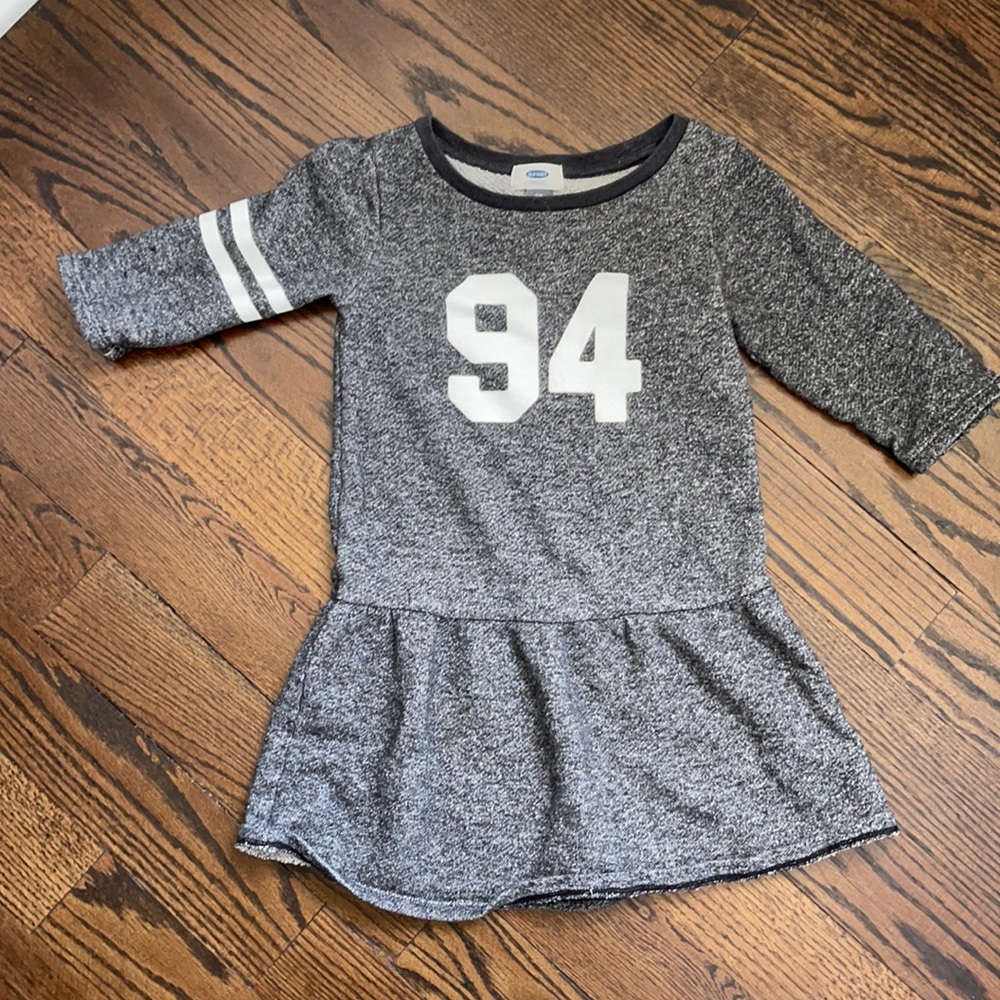 Old Navy Girls Sweatshirt Dress Size 6-7